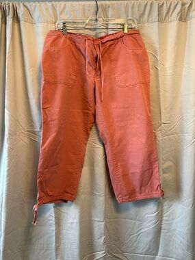 Old Navy Women's Rust Drawstring Capri Pants